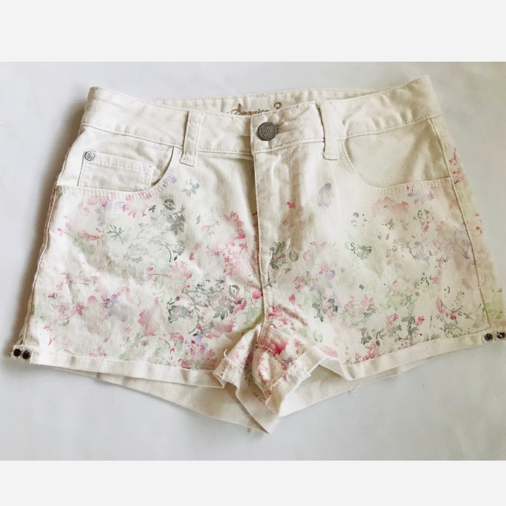 American Rag White Multicolored Floral Shorts Size 5 Junior’s
